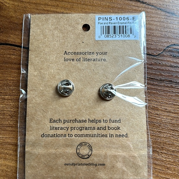 NWT Edgar Allan Poe pins - Picture 2 of 3